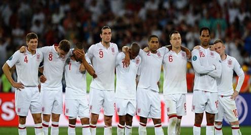 لهذا السبب.. روني يفتح النار على وسائل الاعلام